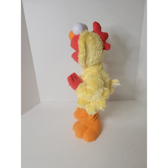 Tickle Me Elmo Chicken Dance 2001 Fisher Price Mattel Dances Sings Talks‎ - Picture 2 of 4
